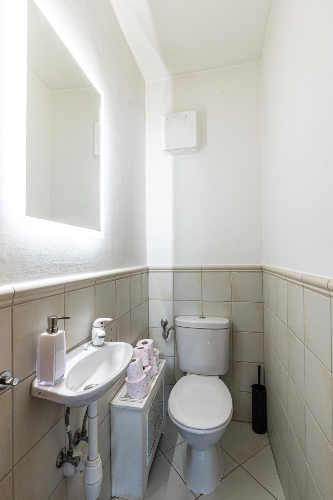 Apartmán Gozsdu White Raven 504 With Free Underground Parking